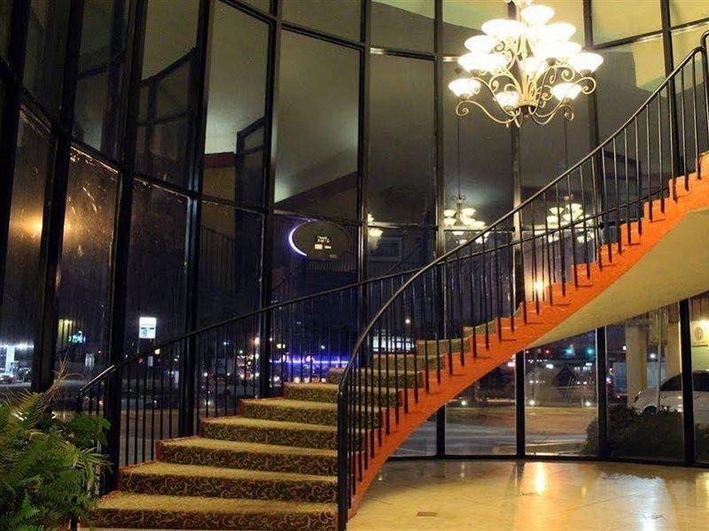 Rose City Inn & Suites 泰勒 外观 照片